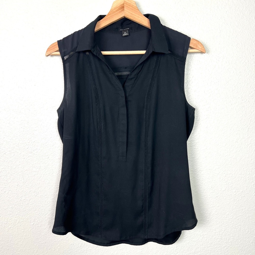 Ann‎ Taylor Womens XS Black Sleeveless Lace Trim V-Neck Button Front Blouse Top